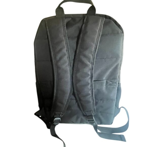 V Seven Recycled 17" Backpack With Adjustable Straps & Multiple Compartments - Picture 3 of 6
